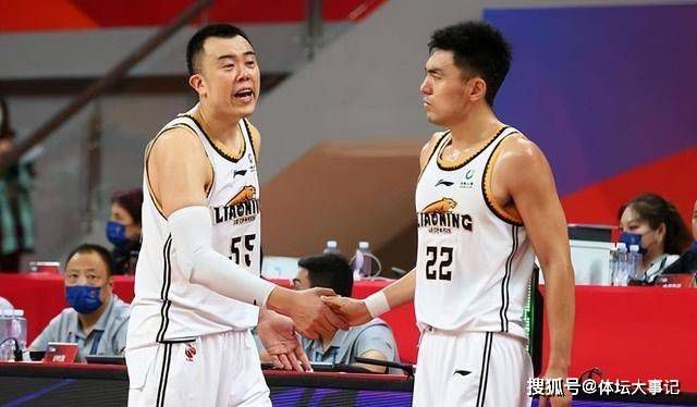 最终多特0-2斯图加特遭淘汰。